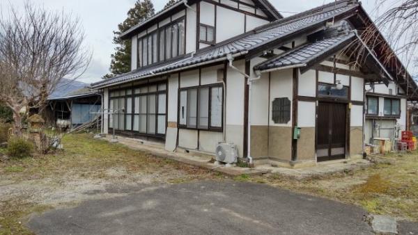 detached 〒960-2261　福島県福島市町庭坂字長林23-5