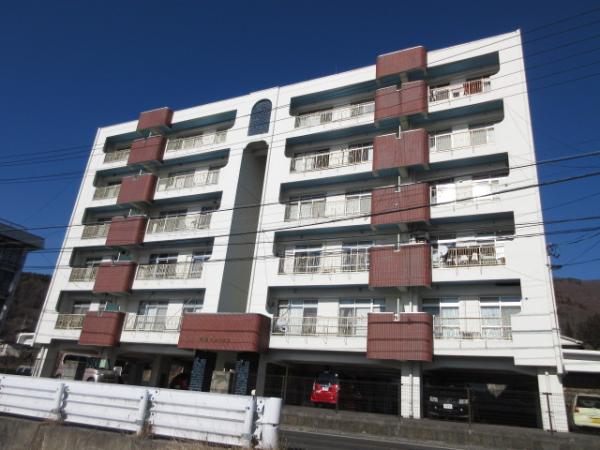 apartment 下諏訪町南高木